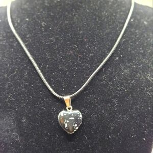 Elegant Black Heart Pendant Necklace